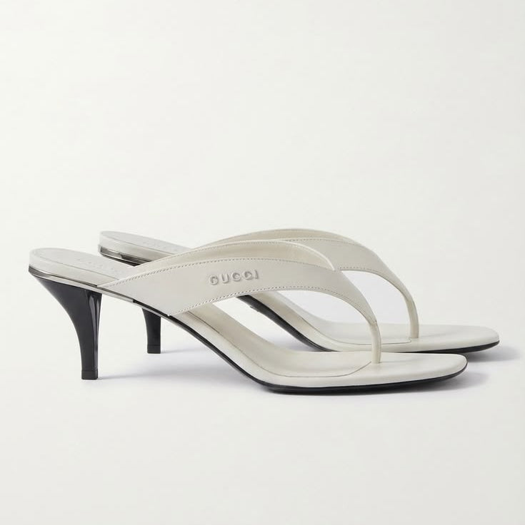 Vittoria Red Leather Thong Sandals