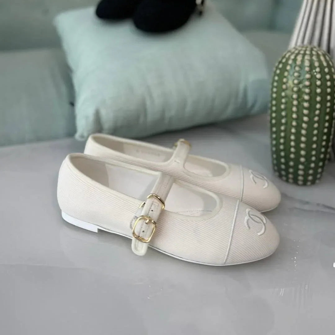 Classic Flat Shoes - Faizah Outlet
