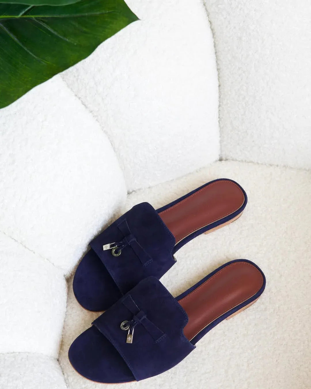Elegant Velvet Flats - Faizah Outlet