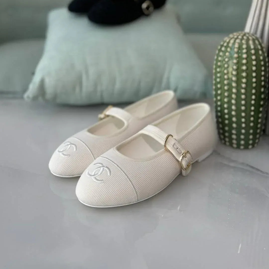 Classic Flat Shoes - Faizah Outlet