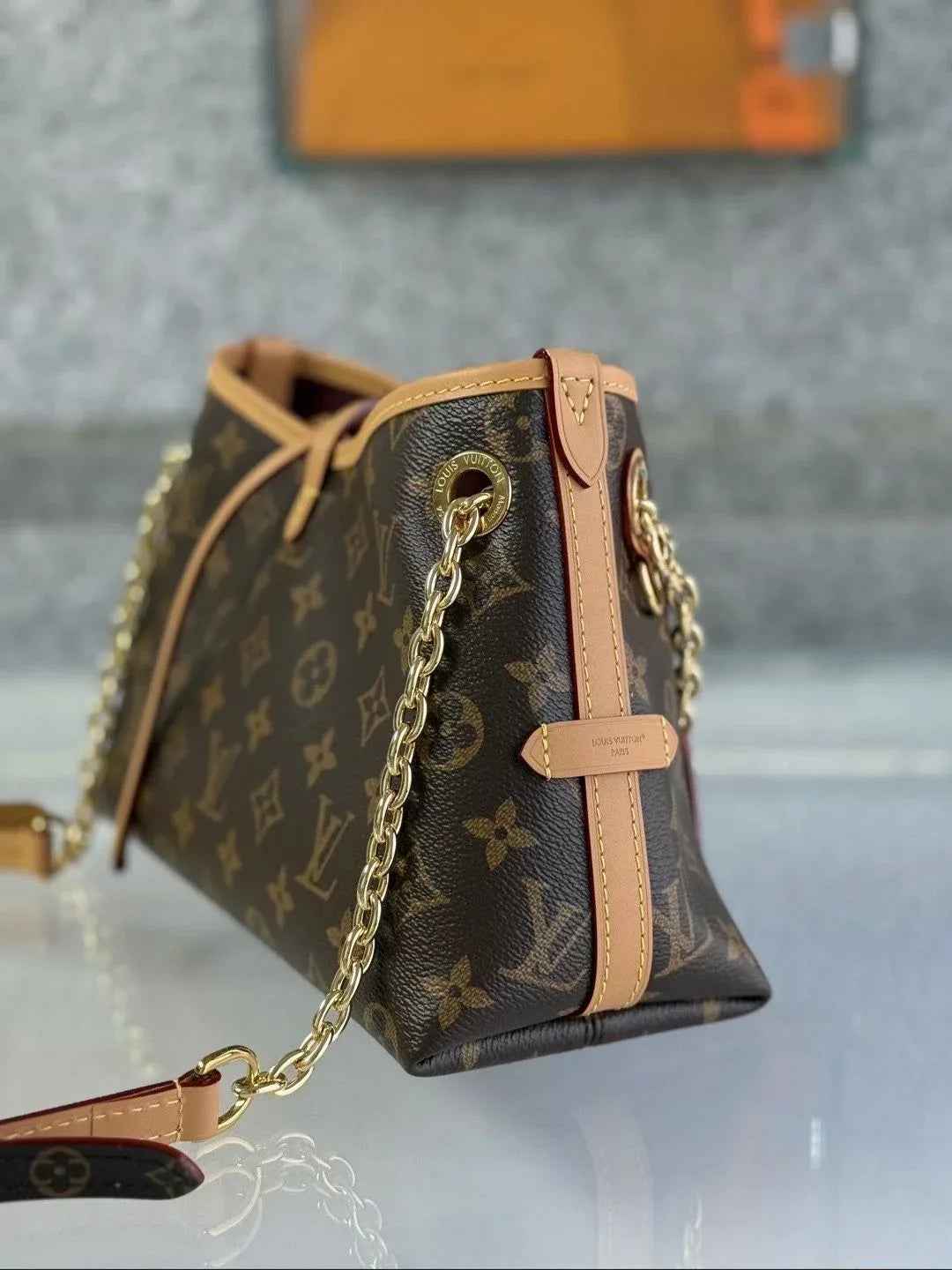 Bandoulière 30 in Monogram